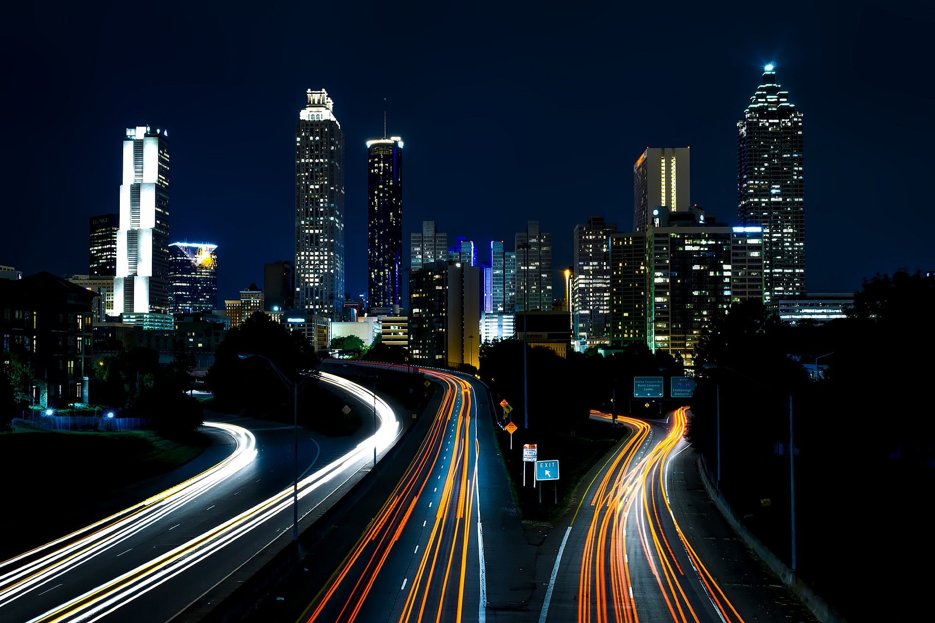 atlanta skyline at night